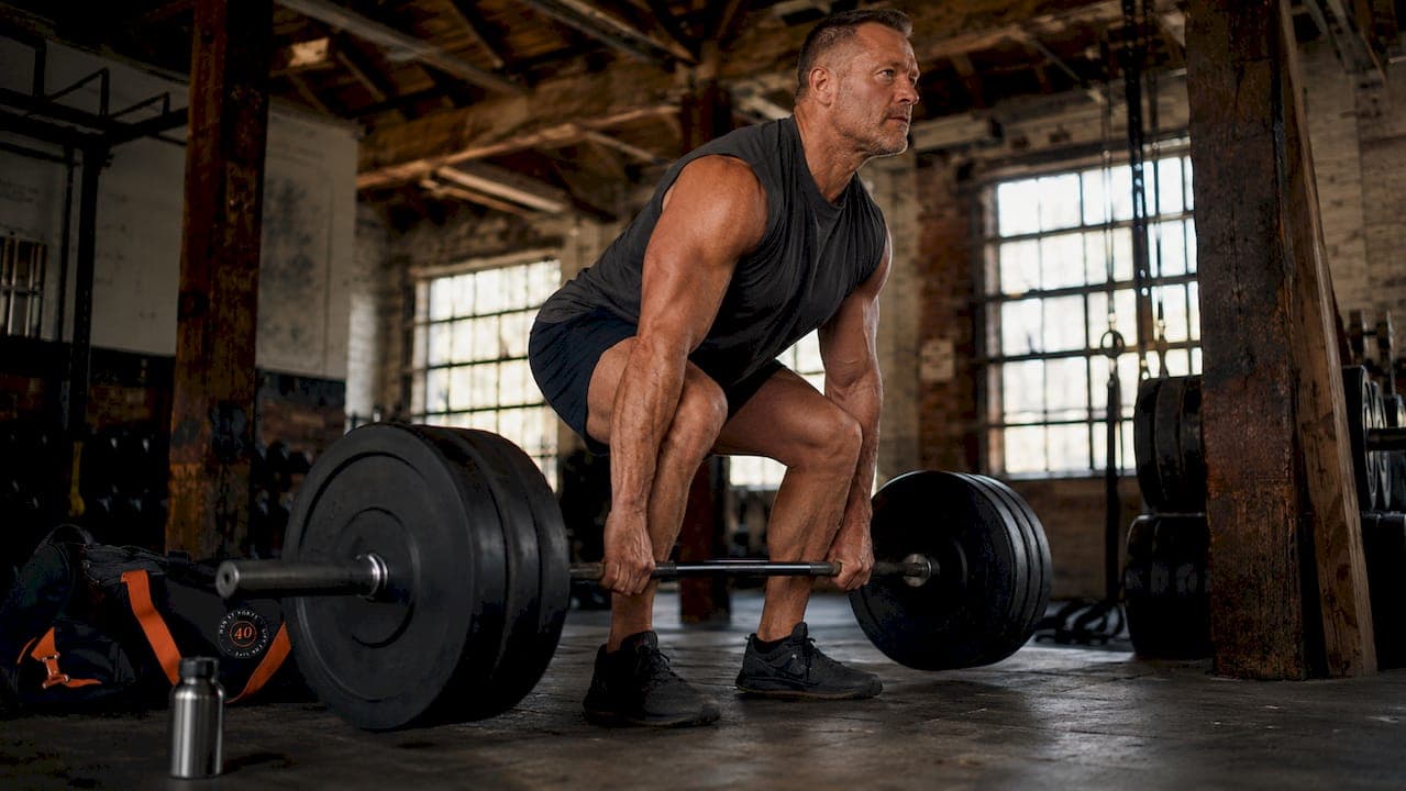 Overreaching vs Overtraining: What Lifters Over 40 Must Know
