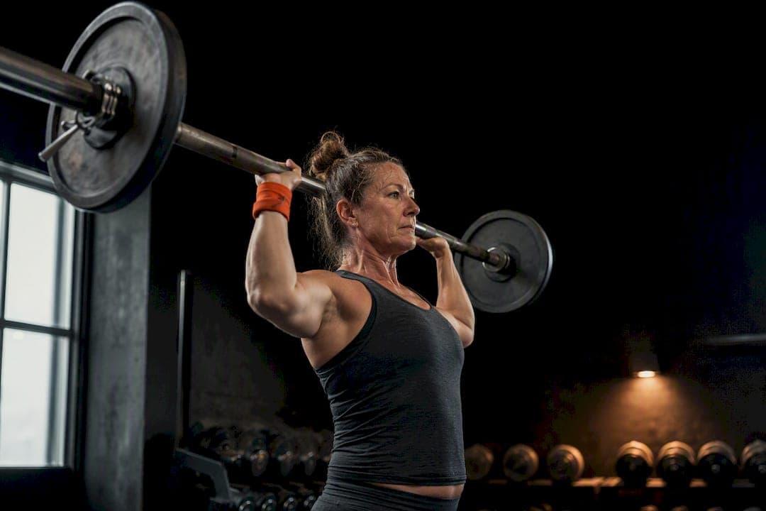 Keep Pressing Safely: Overhead Press Rehab for Lifters 40+ in 8–12 Weeks